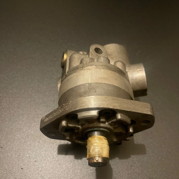 Parker Hydraulic Gear Pump - H39AA2C
