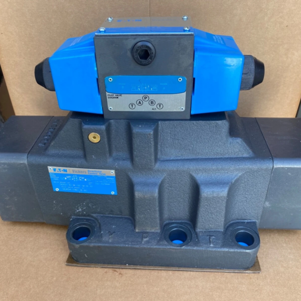 Eaton Vickers Directional Control Valve DG5V-10-W-0C-M-B-10, DG454-016C-B-60